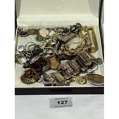 127 - A box of silver and other jewellery