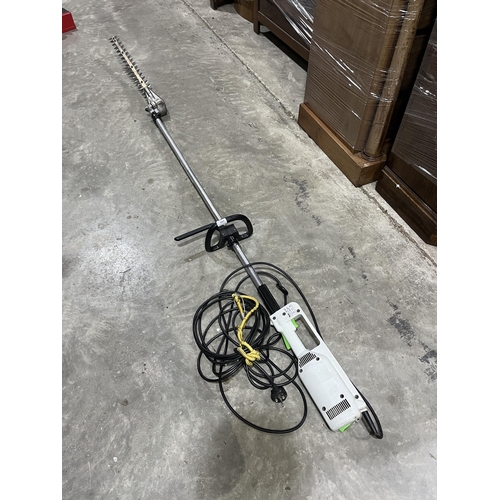 441 - A Viking HEL600 electric hedge cutter. Ex house clearance