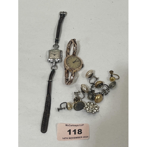 118 - A 9ct cased lady's wristwatch with 9ct expanding bracelet; a plated lady's wristwatch and a small qu... 