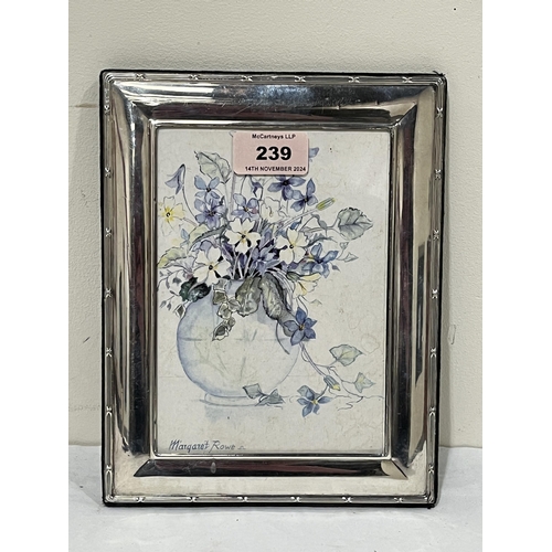 Lot 239       