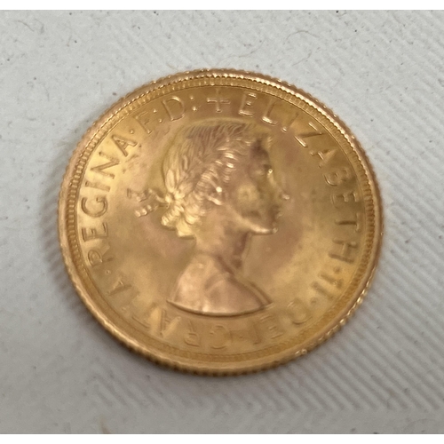 268 - Gold Coin. An Elizabeth II full Sovereign. 1963