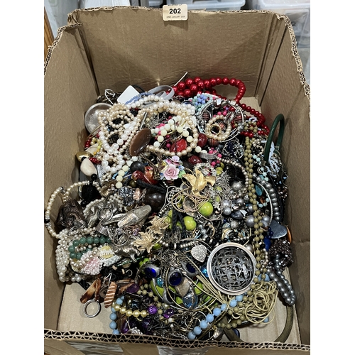 Lot 202       