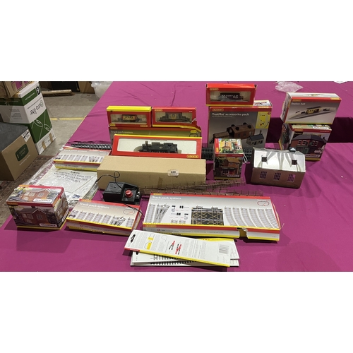 Lot 220       