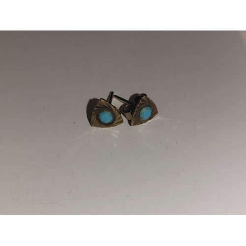 28 - 9ct gold earrings