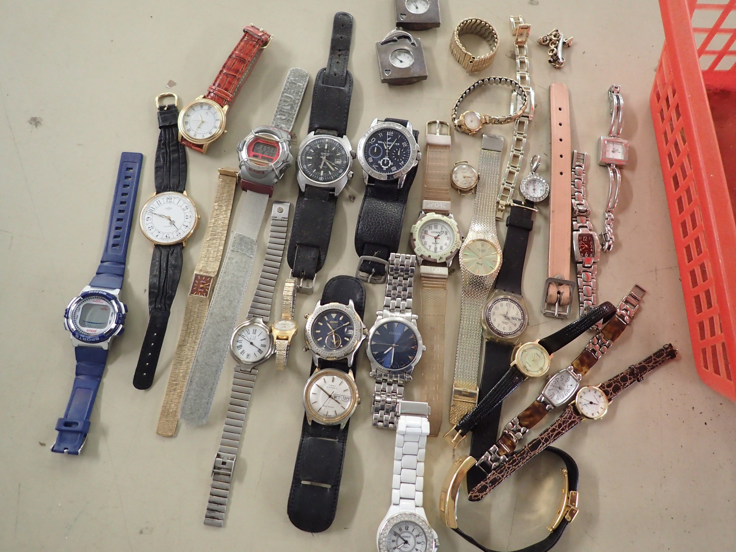 Vintage discount retro watches