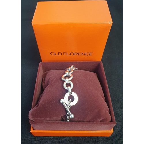 16 - Old Florence Silver Bracelet in Original Box, weight 39.5g.  FREE MAINLAND UK POSTAGE ON THIS LOT.