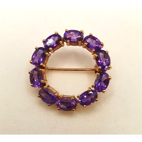 19 - 9ct Gold Amethyst Circle Brooch