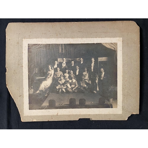 206 - R.M.S. TITANIC: Unusual photo taken on the occasion of the first public seánce given by the Associat... 