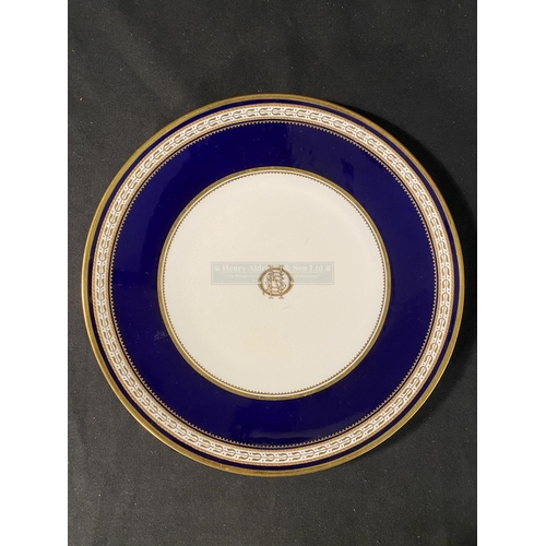 110 - WHITE STAR LINE: Rare Spode cobalt blue and gilt dinner plate R3717. 9ins.