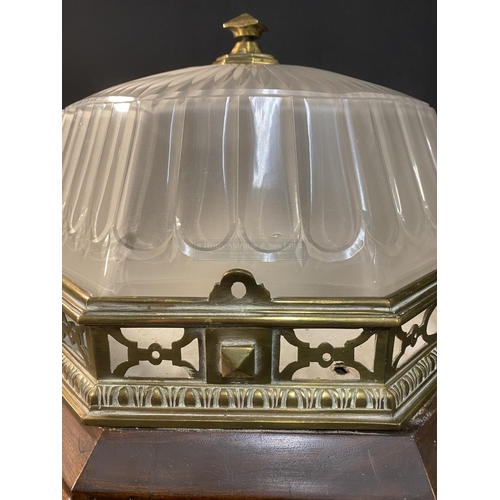 131 - R.M.S. OLYMPIC: A superb octagonal ceiling light from the First-Class Dining Room/D Deck Reception. ... 