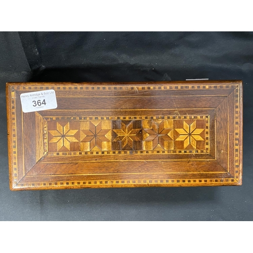 364 - 20th cent. Inlaid treen glove box. 10½ins. x 5ins.