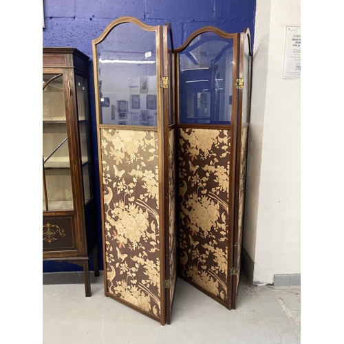 39 - Edwardian mahogany framed partition screen, lower silk panels decorated in the Oriental style with p... 