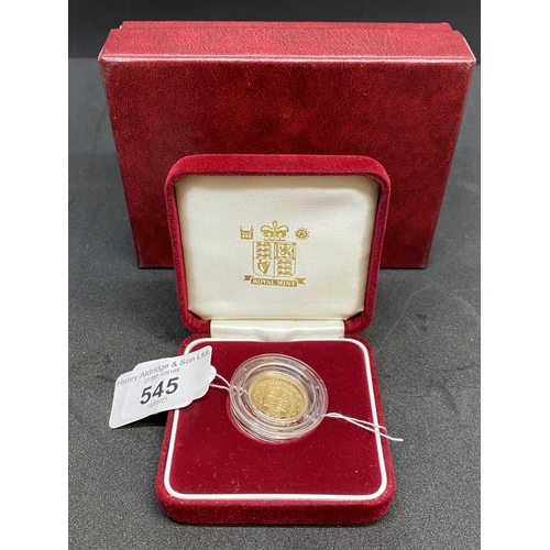 545 - Numismatics: Gold coin Elizabeth II Proof Half Sovereign 2002 shield back. Boxed.