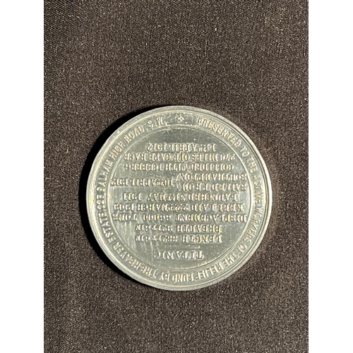 260 - R.M.S. TITANIC: Rare Balham and Tooting Titanic Relief Fund medal. Titled 'Help Surpasseth Pity'. Pr... 