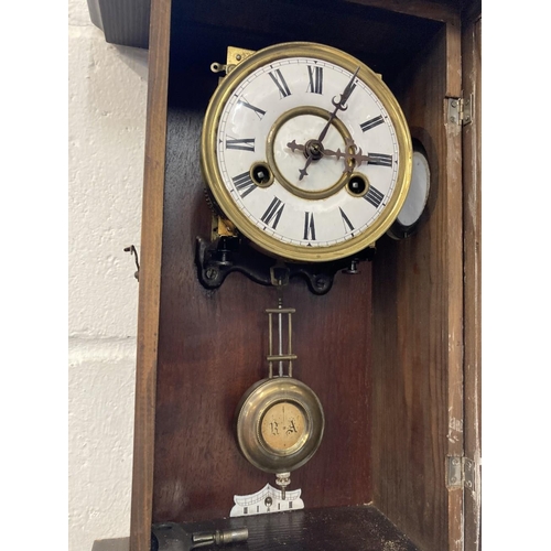 111 - Clocks: Early 20th cent. Continental style regulator with brass and enamel dial, Roman numerals, mah... 