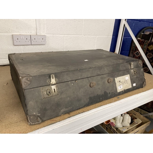 19 - Automobilia: Car trunk 1940s. 33ins. x 22ins. x 8ins.