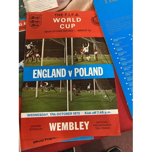 277 - Football: England and Cup Final programmes from the 1970s Bayern Munich v Leeds European Cup Final p... 