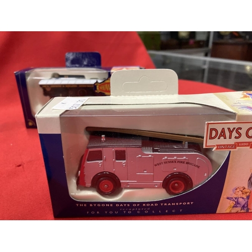 304 - Toys: Diecast vehicles, eleven Corgi Classics, RNLI all boxed, fifteen Lledo Days Gone The Bygone Da... 