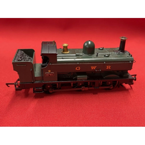 320 - Toys: Model railways Hornby OO scale Steam Locomotives GWR 2761 Pannier Tank, R2597 BR- Class OF 0-4... 