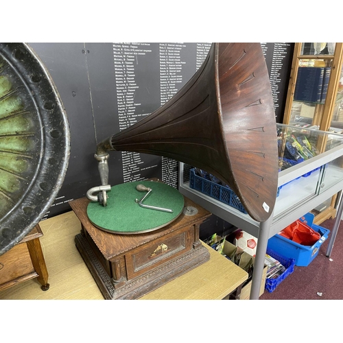 332 - Mechanical Music Property of Local Collector. Phonographs: HMV Senior Monarch Gramophone with 12ins.... 