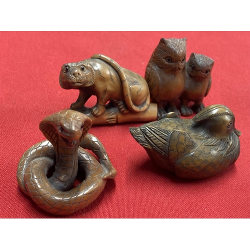 386 - 20th cent. Netsuki treen and resin birds, animals, people, etc.