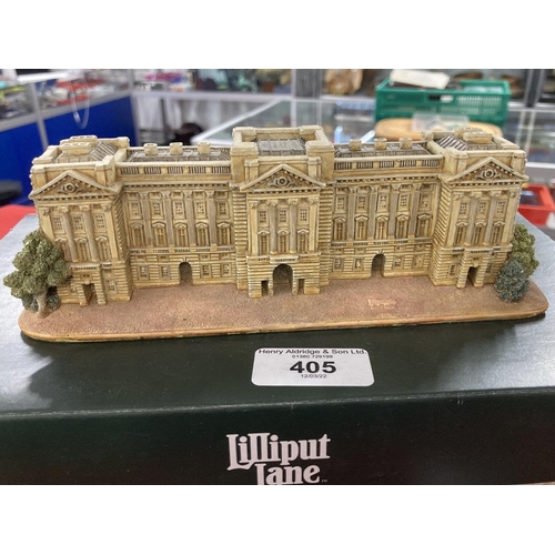 405 - Lilliput Lane: Britain's Heritage Series - Buckingham Palace No. L2286 boxed, The Houses of Parliame... 