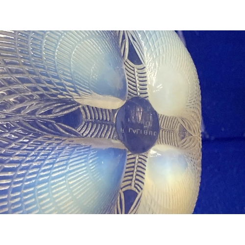 453 - R. Lalique: Opalescent glass Coquilles bowl marked R. Lalique France. No. 3201. 8¼ins. x 3¼ins. Smal... 