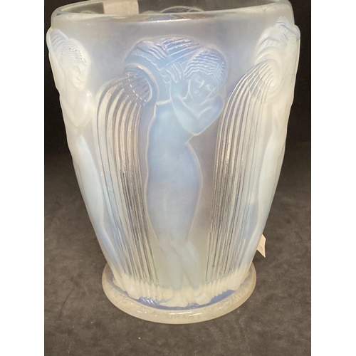 454 - Lalique: Opalescent Danaides vase wheel engraved signature R. Lalique - France No. 972, upper case. ... 