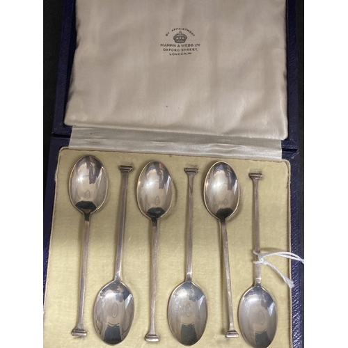 483 - Hallmarked Silver: Mappin & Webb coffee spoons hallmarked London. Weight 1.47oz. (6)