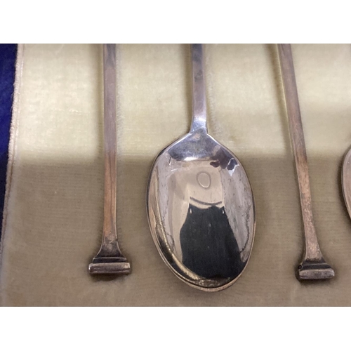 483 - Hallmarked Silver: Mappin & Webb coffee spoons hallmarked London. Weight 1.47oz. (6)