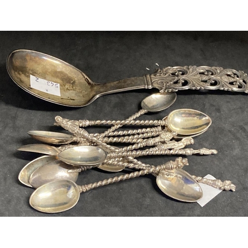 494 - Norwegian Silver: Serving spoon Brødrene Lohne of Bergen, 830g. Approx. 3oz. Plus a set of twelve wh... 