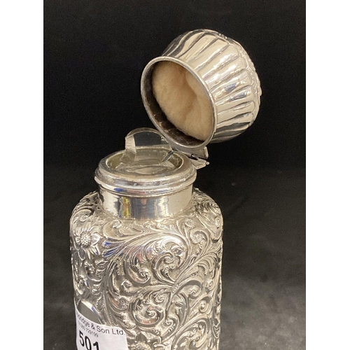 501 - Hallmarked Silver: Cologne bottle, Birmingham 1890 with elaborate repoussage case, hinged lid, the g... 