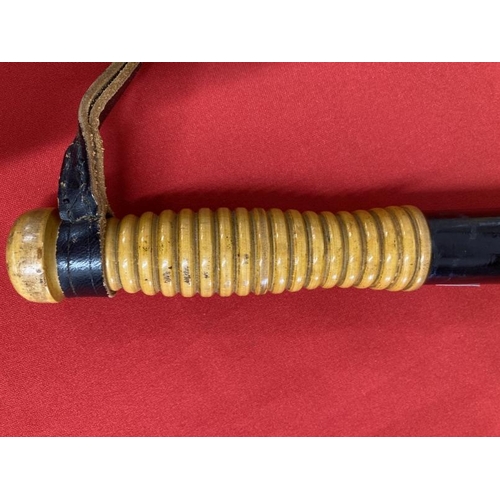 192 - Police: Early 20th cent. Hardwood police truncheon bearing crown cipher for George V. 17½ins.