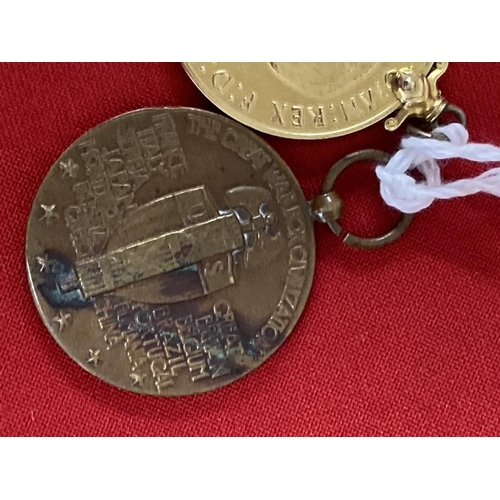 201 - Medals & Decorations: United States of America WWI Victory medal presented to all U.S personnel who ... 