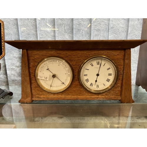 297 - Early 20th cent. Oak cased clock and barometer combination, the clock has a French movement and was ... 