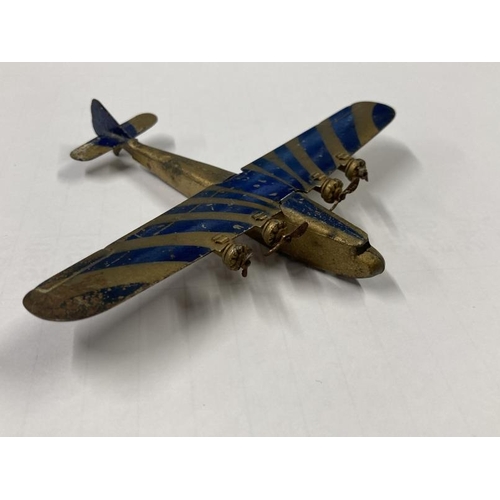 317A - Toys: Die-Cast Dinky 60a Imperial Airways liner 1934-36, Glod/Blue. Bogey wheels missing, no box, pl... 