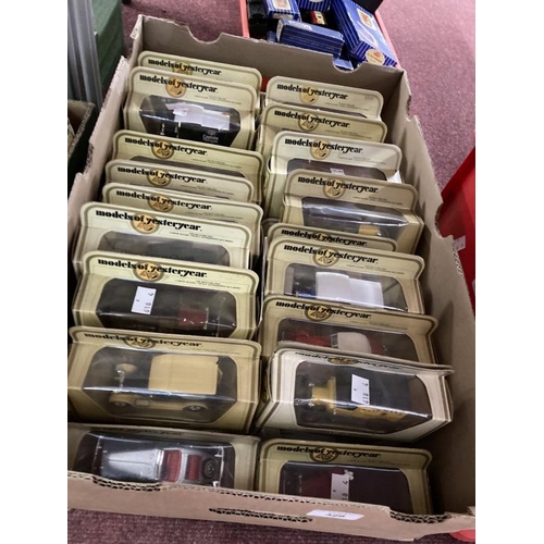 329 - Toys: Diecast Models of Yesteryear all boxed (straw coloured 79-83) including Y12-2-5, Y13-?, Y20, Y... 