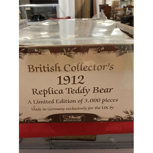 340 - Toys/Collectibles: Steiff British  Collectors 1912 replica teddy bear. Limited edition of 3000 piece... 