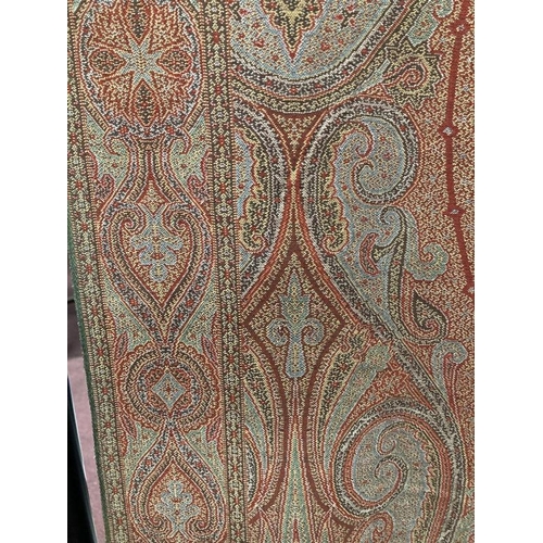 346 - 19th cent. Paisley shawl in shades of green, orange and blue, traditional paisley design. Minor tear... 