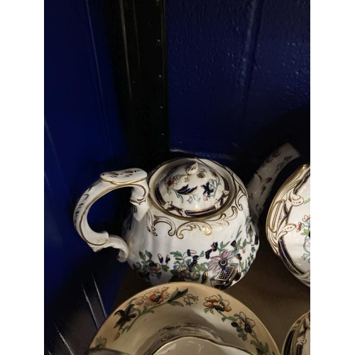 348 - 19th cent. Ceramics: G.F.B George Frederick Bowers part tea set in the Scinde pattern with registrat... 