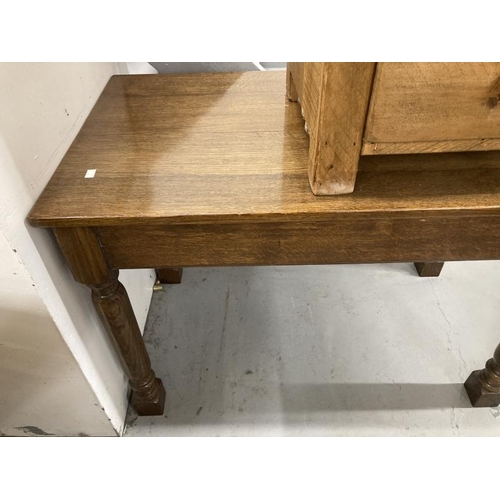 35 - 20th cent. Oak turned leg hall table. 29ins. x 42ins. x 24ins. Plus a pine chest of three drawers. 3... 