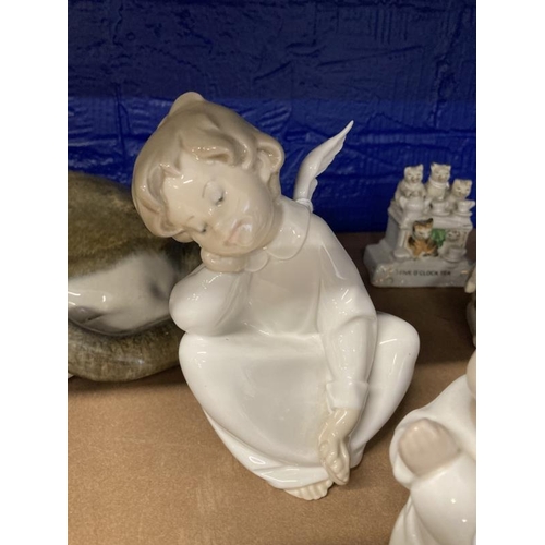 382 - 20th cent. Ceramics: Lladro Angel Dreaming figurine and Praying Angel. Copenhagen blue baluster vase... 