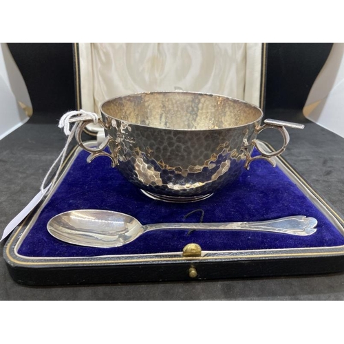 414 - Hallmarked Silver: Art Nouveau three (scroll) handled bowl and spoon planished inside and outside, s... 