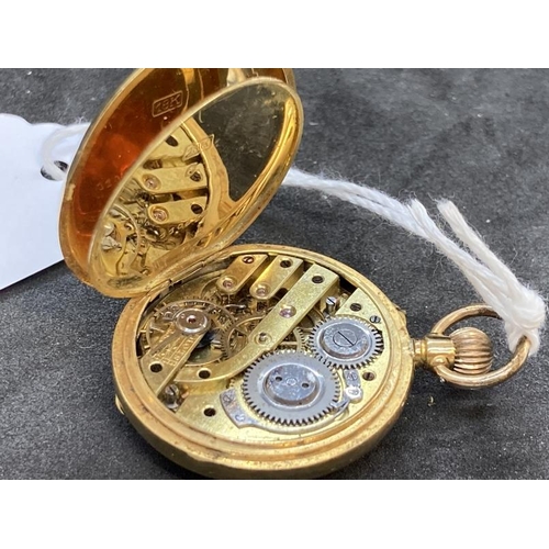 432 - Watches: 18ct gold dress half Hunter white enamelled dial, black Arabic numerals, outer cover having... 