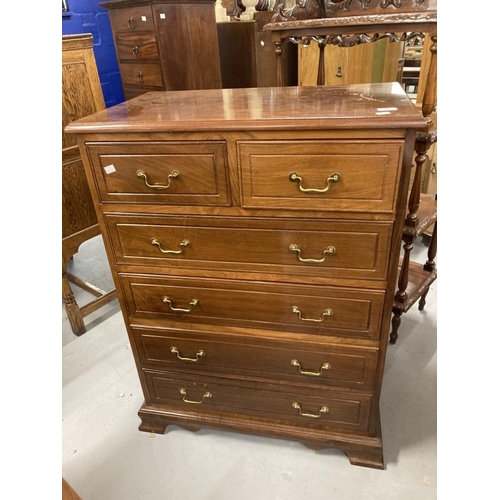 44 - 20th cent. Mahogany chest of two over four drawers with brass handles and bracket feet. 31ins. x 19i... 