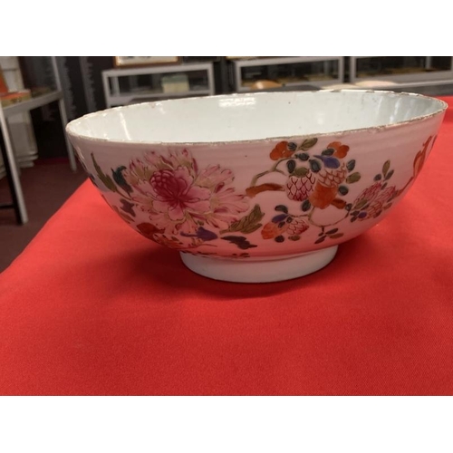 501 - Late 18th cent. Chinese famille rose bowl decorated with a bird amongst flowers and branches, fritti... 