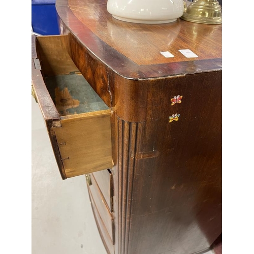 1 - Early 19th cent. Mahogany bow front chest of two over three drawers with a cross banded top, round b... 