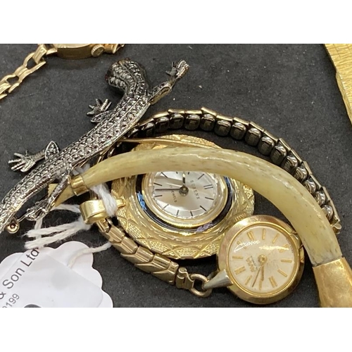 569 - Watches: Ladies wristwatches to include 9ct gold Avia bracelet watch, gold plated Tissot, gold plate... 