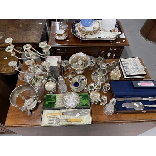 60 - 19th/20th cent. Silver plate to include three and five light candelabra, various condiments, two set... 