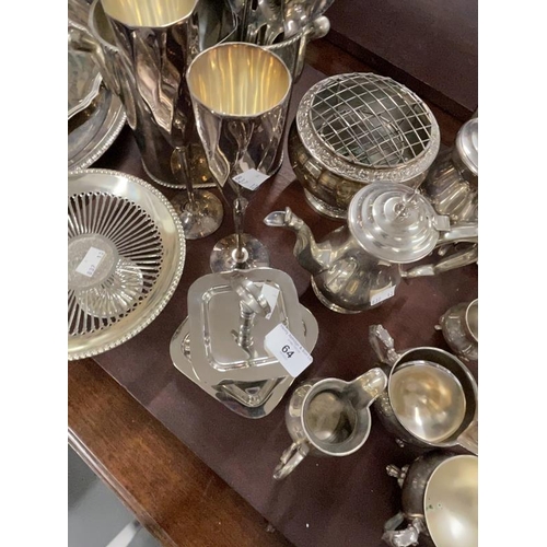 64 - 19th/20th cent. Silver plate to include trays, coffee and teapots, cake slices, cake stands, etc.